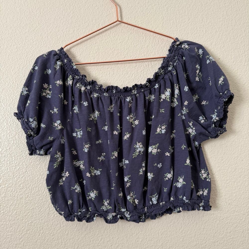 Lucky Brand Feminine Bubble Hem With Buttons Blouse Top navy blue floral print - Picture 9 of 11